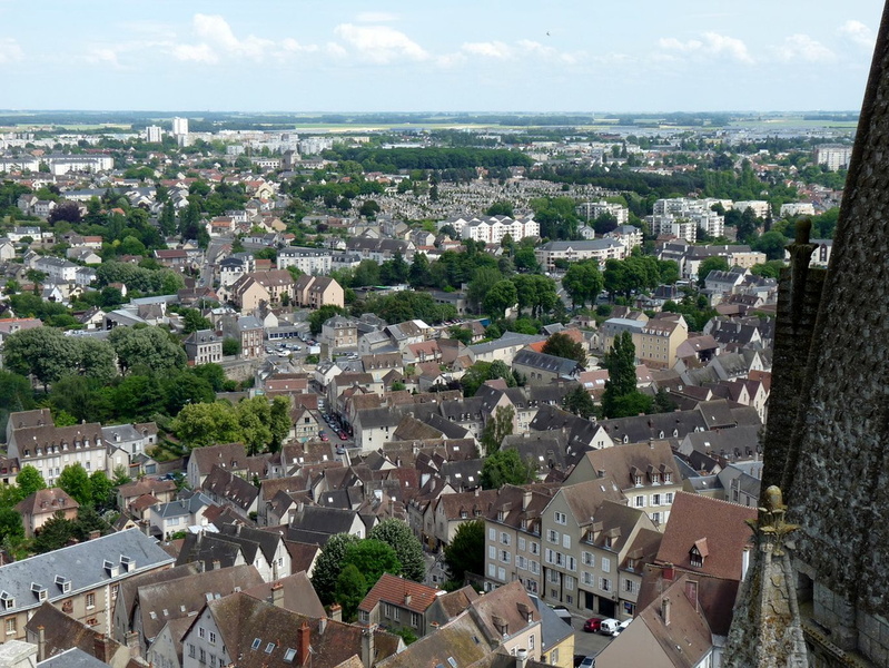 Chartres_vues-depuis-le-clocher-neuf_110530_1060112_JFMartine.JPG