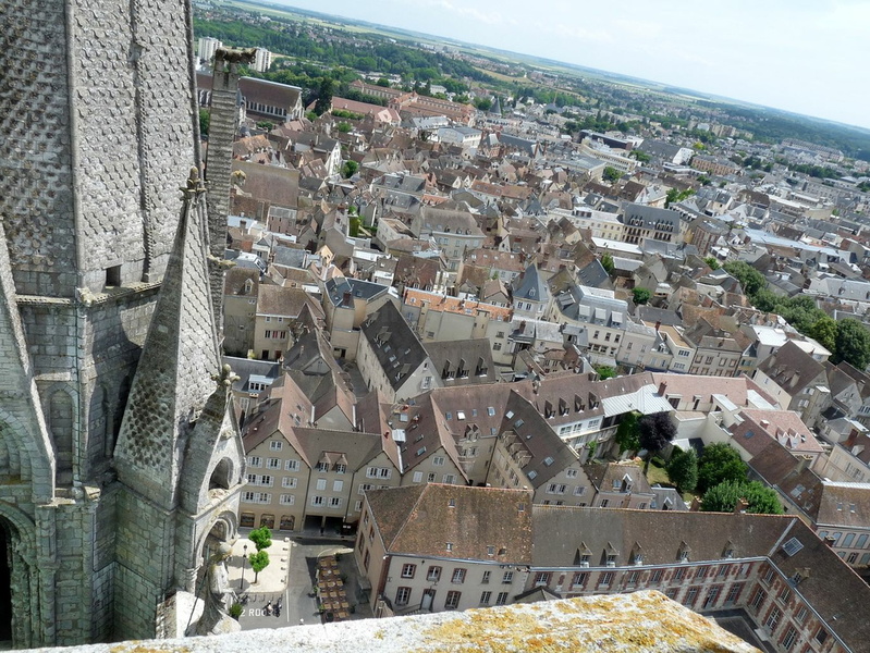 Chartres_vues-depuis-le-clocher-neuf_110530_1060104_JFMartine.JPG