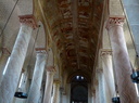 Colonnes de la nef et des bas-côtés